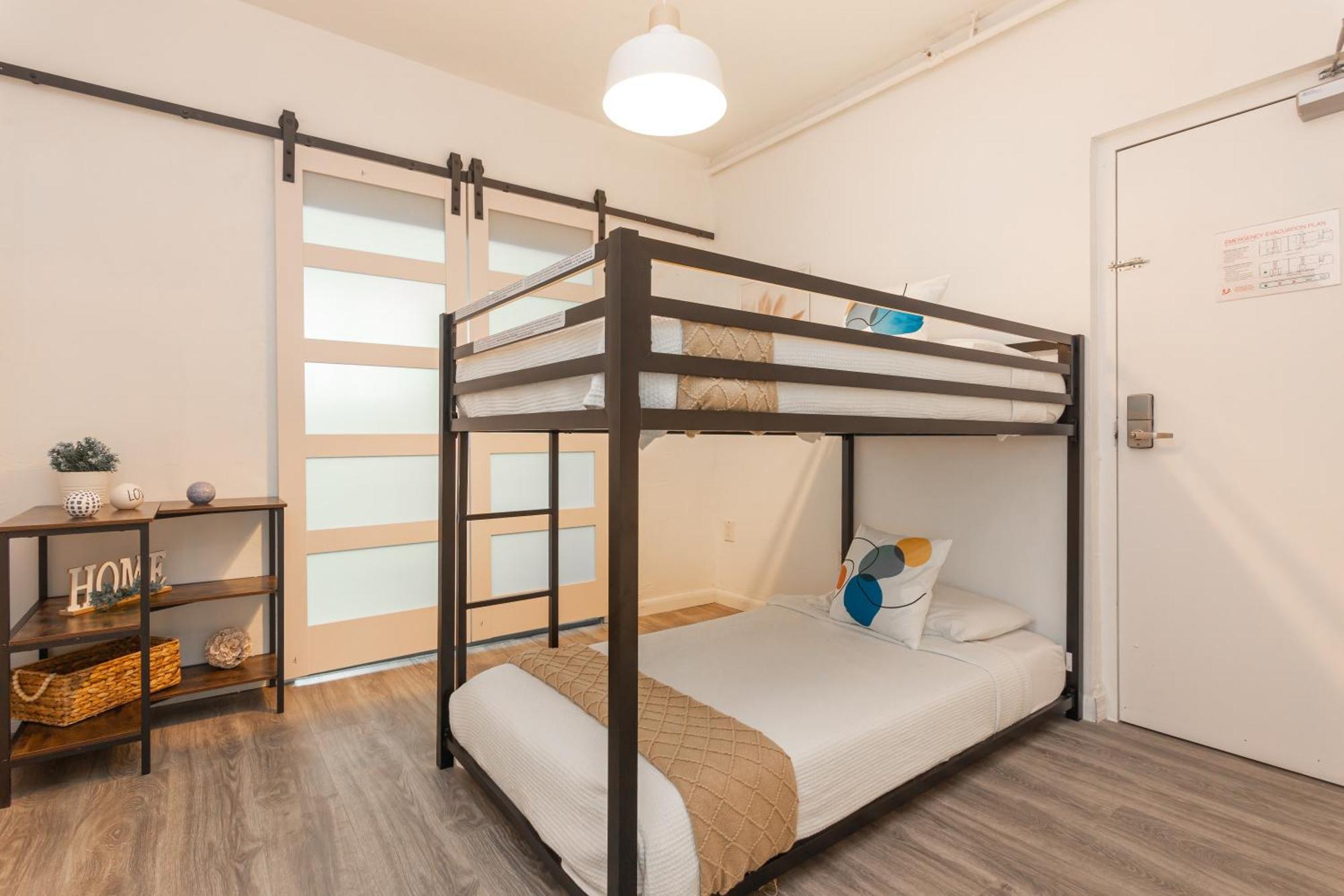 West Deco Aparthotel Μαϊάμι Μπιτς Εξωτερικό φωτογραφία
