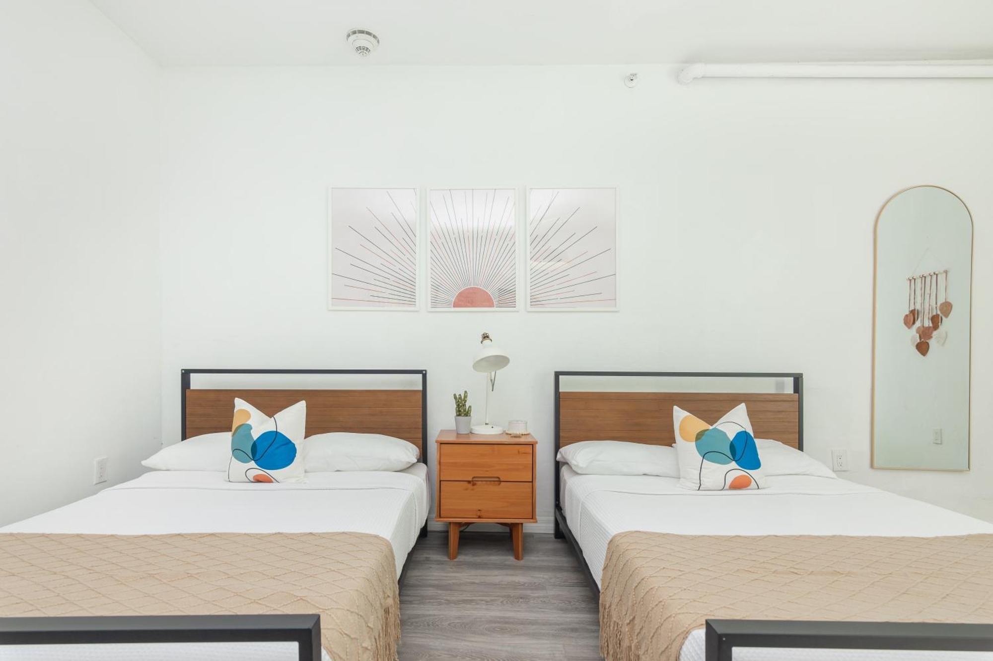 West Deco Aparthotel Μαϊάμι Μπιτς Εξωτερικό φωτογραφία