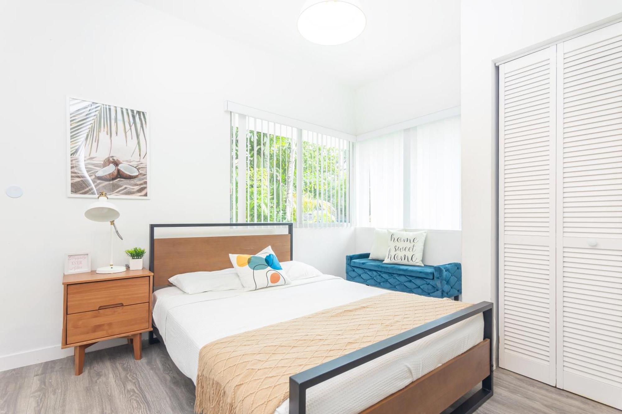 West Deco Aparthotel Μαϊάμι Μπιτς Εξωτερικό φωτογραφία